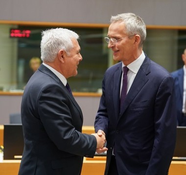 Ministrul Angel Tîlvăr, la reuniunea Consiliului Afaceri Externe în formatul miniştrilor apărării din UE: Am subliniat importanţa unui sprijin consistent al UE pentru industria de apărare din statele est-europene 