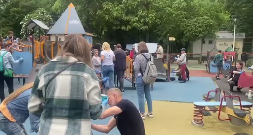 Nicuşor Dan a anunţat că Primăria Capitalei continua curăţenia de primăvară în parcurile din subordine
