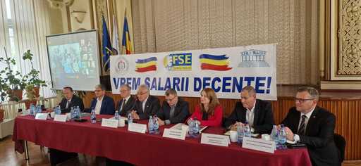 UPDATE - Marian Neacşu: Oferta suplimentară va fi a acordării unei sume în luna iunie şi una în octombrie, un card pentru cariera profesională. Suma propusă e 1.000 de lei pentru iunie şi 1.500 pentru octombrie/ Ce spune ministrul Educaţiei