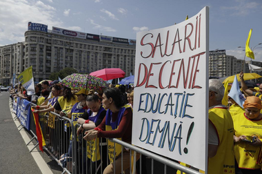 Preşedintele Federaţiei „Spiru Haret” afirmă că greva profesorilor continuă şi că reprezentanţii angajaţilor din educaţie nu au fost chemaţi la noi negocieri cu Guvernul   