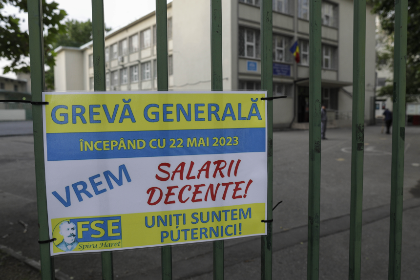 Sindicatele din învăţământul preuniversitar: Mesajul colegilor care sunt în grevă este clar: Greva continuă!