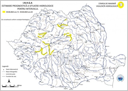 Cod galben emis de hidrologi pentru bazinele hidrografice Someş, Mureş şi Olt. Atenţionarea vizează scurgeri importante pe versanţi, torenţi şi pâraie, viituri rapide
