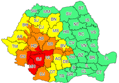 Ministrul Mediului: Ne pregătim de câteva ore grele din punct de vedere meteorologic / Între orele 4.00 şi 6.00, aşteptat vârful precipitaţiilor