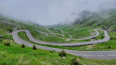 Transfăgărăşanul (DN 7C) se redeschide miercuri, pentru toate categoriile de autovehicule