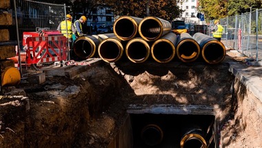 Nicuşor Dan anunţă încheierea etapei de depunere a ofertelor pentru achiziţia serviciilor de proiectare şi execuţie ce vizează reabilitarea reţelei primare de termoficare pe o lungime de 7,4 km