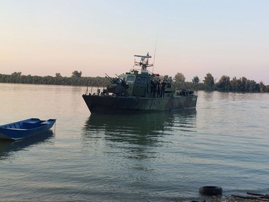 Administraţia Naţională ”Apele Române” - Unda de poluare formată pe Dunăre în zona Cělarevo (Serbia) a fost stopată înainte de a ajunge la graniţa României