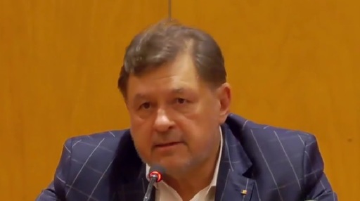 Rafila, întrebat dacă Ministerul Sănătăţii are în vedere un proiect naţional pentru tratarea pacienţilor post-COVID: Este una dintre priorităţi. În curând vom avea o strategie naţională în domeniul bolilor cerebrovasculare