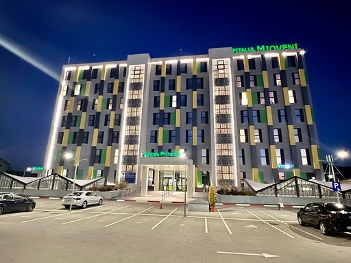 Spitalul Mioveni, unul dintre puţinele spitale de stat construite de la 0 după 1989 - Există medici suficienţi şi aparatură modernă. Cei care vor cazare o primesc de la primărie. Manager: Dacă un medic vrea neapărat un aparat, găsim o soluţie şi îl aducem
