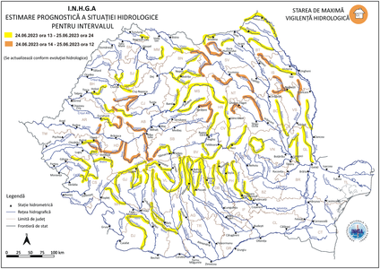 Risc de viituri pe râuri din 21 de bazine hidrografice, până duminică/ Fenomenele pot să apară în special pe râuri mici din judeţele Alba, Sibiu, Hunedoara, Neamţ şi Bacău - HARTA