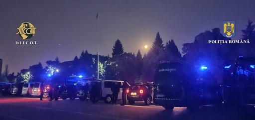 Percheziţii DIICOT la centre pentru bătrâni - Consilier al ministrului Familiei, implicat în una dintre asociaţiile care opera centrele, citat ca martor în dosarul vizând tratamente inumane în centre sociale / Precizările Ministerului Familiei
