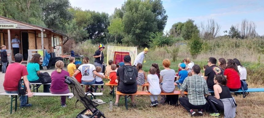 Începe programul Vară Verde în Parcul Natural Văcăreşti, cu tururi ornitologice ghidate, teatru pentru copii, ateliere de creaţie şi ateliere de pictură pentru seniori