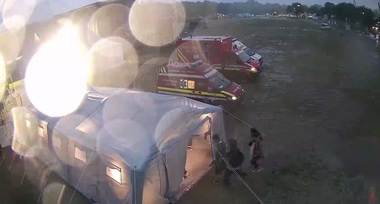 Ialomiţa: Jandarmeria a anunţat că nicio persoană nu a fost rănită, în urma furtunii care a avut loc, vineri seara, prima zi a Festivalului Freeland de la Slobozia - VIDEO