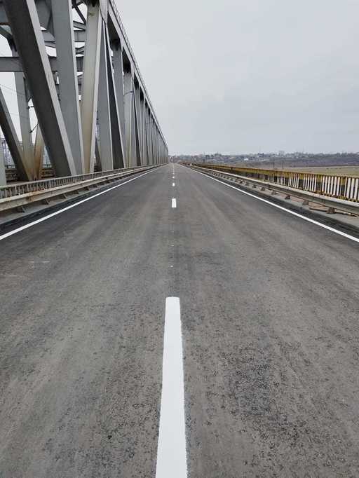 Constanţa: Două maşini au fost implicate într-un accident pe A2 / O persoană a fost preluată de elicopterul SMURD şi dusă la spital/Alte patru persoane au fost evaluate medical