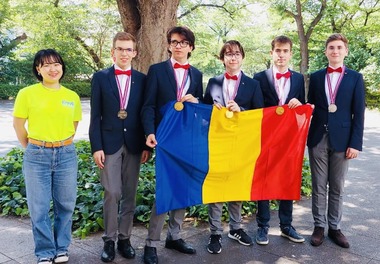 Locul 1 în Europa şi locul 3 în clasamentul pe naţiuni pentru România, la Olimpiada Internaţională de Fizică - FOTO