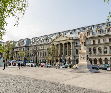 Universitatea Bucureşti anunţă cel mai mare număr de candidaturi din ultimii 14 ani pentru admitere - 7,15 înscrieri pe loc bugetat / Cea mai mare concurenţă e la Psihologie – Ştiinţe cognitive, 36,89 candidaţi / loc bugetat