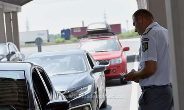 Poliţia de Frontieră: Peste 549.000 de persoane au trecut prin punctele de frontieră, în ultimele 24 de ore / Creştere cu aproximativ 84% a valorilor de trafic comparativ cu anul trecut