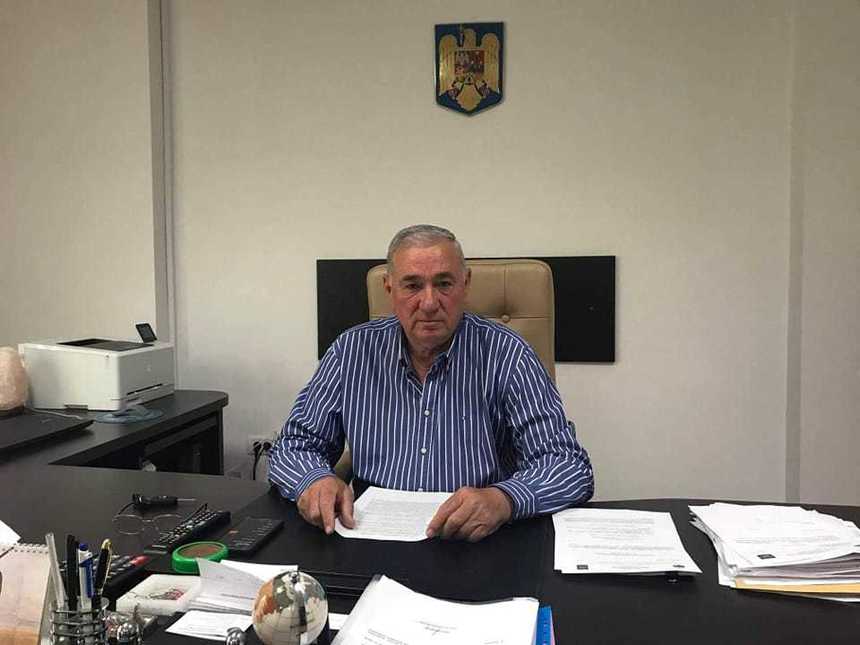 Primarul din Urziceni anunţă suspendarea din funcţie a managerului Spitalului Urziceni / Decizia, luată la presiunea publică / Discuţie cu ministrul Rafila, la ora 16.00 