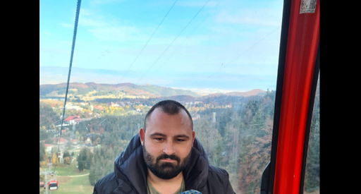 Ştefan Godei, preşedintele asociaţiei care deţine centrul din Voluntari în care bătrânii erau supuşi la tratamente inumane, urmărit penal de DNA/ El este acuzat că pentru a obţine licenţa centrului a completat documentele cu date nereale 

