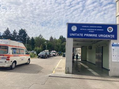 Şeful Secţiei de Obstetrică Ginecologie de la Spitalul Judeţean Piteşti, despre acuzaţiile aduse: Nu este nimic adevărat. Toate saloanele de lăuzie sunt în perfectă stare, curate