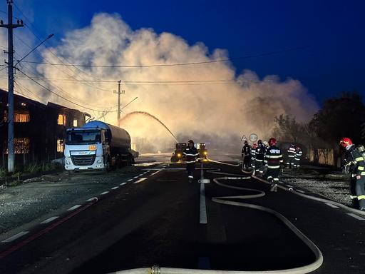 Explozii la o staţie GPL din Crevedia - Arafat: A fost confirmat încă un deces/ Este vorba despre soţia bărbatului care a murit în urma unui infarct/ Ea avea arsuri pe 95% din suprafaţa corpului