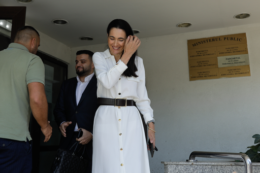 UPDATE - Clotilde Armand, la Parchet, în dosarul în care a fost acuzată de ANI de conflict de interese administrativ şi incompatibilitate: Mi s-a adus la cunoştinţă calitatea de suspect. Am contestat în instanţă raportul ANI / Anunţul Parchetului - FOTO