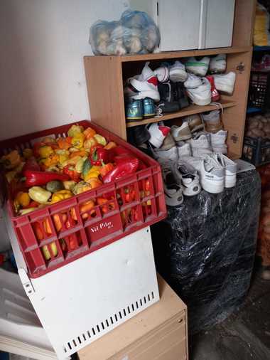 Giurgiu - Controale ANPC în 15 centre pentru copii şi tineri: În 13 cazuri a fost decisă oprirea temporară a activităţii după ce au fost găsite saltele pătate, mobilier deteriorat, echipamente neconforme în bucătărie / Un singur centru, fără nereguli