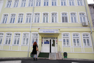 Medic ginecolog de la Spitalul Filantropia, trimis în judecată pentru vătămare corporală din culpă. Doctorul a provocat o perforaţie a tranşei uterine unei paciente, în timpul unui avort