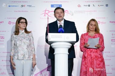 Rafila, la evenimentul care a dat startul lunii roz, luna luptei împotriva cancerului la sân: Vom avea programe la nivel naţional pentru cancerul de col uterin, vom avea programe pentru screeningul cancerului de sân - FOTO