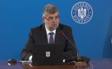 Premierul anunţă că, de la jumătatea lunii octombrie, intră la plată ajutoarele pentru pensionarii cu venituri sub 3.000 lei / Ciolacu: Sper că este clar pentru toată lumea că nu se poate vorbi de recesiune în România