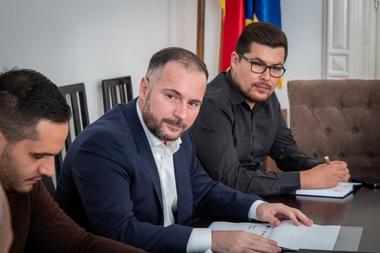 Prefectura Capitalei: Ajutorul social şi alocaţia pentru susţinerea familiei vor fi înlocuite cu venitul minim de incluziune. Din luna noiembrie, bucureştenii vor putea depune cererile pentru a accesa venitul minim de incluziune