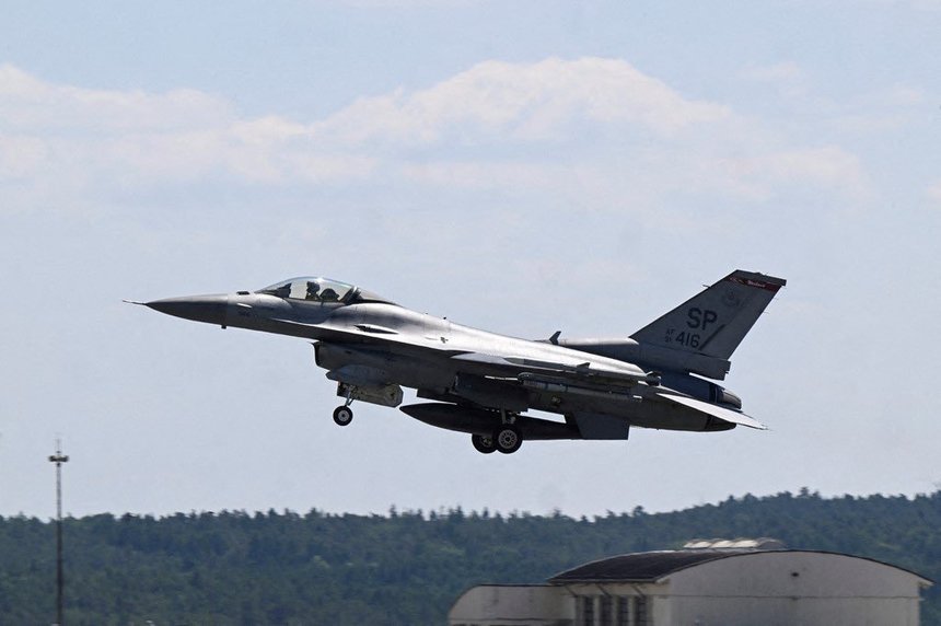 Centrul European de Instruire F-16 este inaugurat luni, la Baza 86 Aeriană „Locotenent Aviator Gheorghe Mociorniţă" din Feteşti

