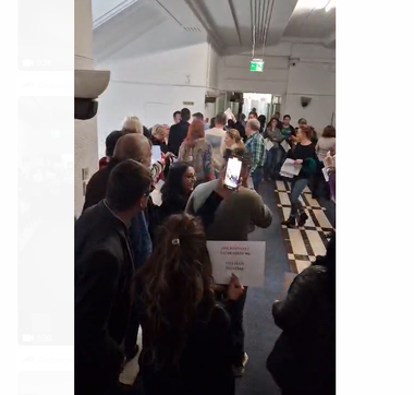 Protest al angajaţilor Ministerului Sănătăţii, nemulţumiţi că sunt ”discriminaţi” în raport cu salariaţii CNAS - FOTO, VIDEO