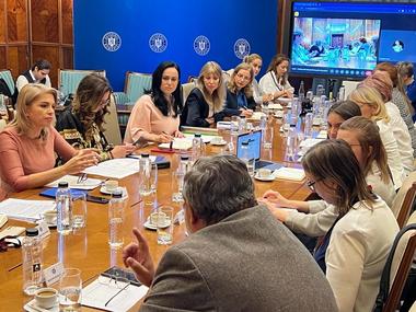 Guvernul a aprobat un proiect de lege care prevede prevenirea şi eliminarea violenţei şi hărţuirii la locul de muncă 