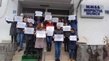 UPDATE - Grevă de avertisment în instituţiile subordonate Ministerului Muncii/ Sindicaliştii, nemulţumiţi salarii, condiţiile de lucru, deficitul de personal, au întrerupt lucrul şi au ieşit în faţa instituţiilor / Grevă generală, de luni - FOTO