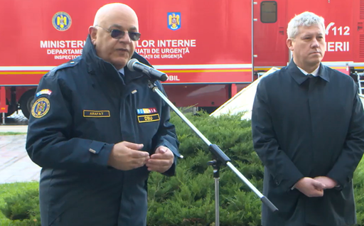 Raed Arafat: Noile centre de comandă vor ajuta pompierii la intervenţiile lor şi pe cei care comandă şi coordonează intervenţia să facă acest lucru într-un mod corect şi civilizat, cu toate comunicaţiile necesare, inclusiv cele satelitare