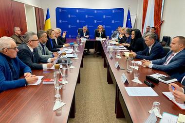 Federaţia Sindicatelor din Ministerul Muncii anunţă că a fost stabilit calendarul pentru soluţionarea revendicărilor: Ajustările salariale vor fi concretizate printr-un act normativ/ Inechităţile, eliminate prin noua lege a salarizării