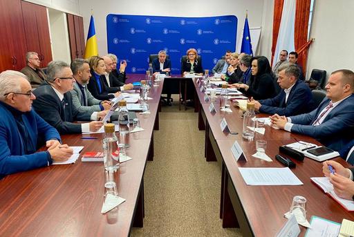 Federaţia Sindicatelor din Ministerul Muncii anunţă că a fost stabilit calendarul pentru soluţionarea revendicărilor: Ajustările salariale vor fi concretizate printr-un act normativ/ Inechităţile, eliminate prin noua lege a salarizării