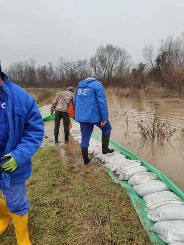 Cod roşu de inundaţii în judeţul Satu Mare, până vineri noapte/ Depăşiri ale cotelor de apărare pe sectoare ale cursurilor de apă Lăpuş, Iza, Mara, Cavnic, Tur, Crasna, Valea Rea, Talna, Maja, Valea Maria, Someşul Mare, Sălăuţa şi Sălaj