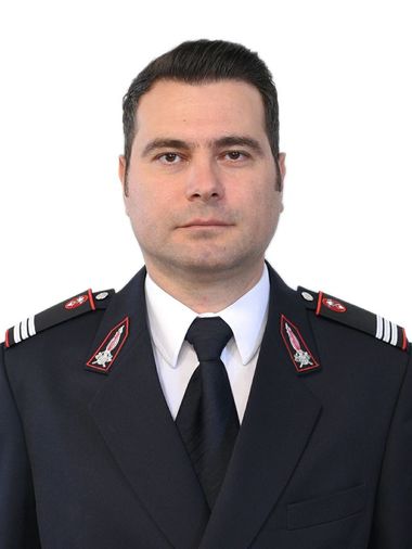 Filmul intervenţiei de la Odorhei - Comandant, despre băiatul care a murit: Era la parter, s-a destabilizat un perete, a antrenat şi plafonul dintre parter şi etaj, de circa 200 de metri. Această greutate a căzut peste parter, el era acolo din păcate

