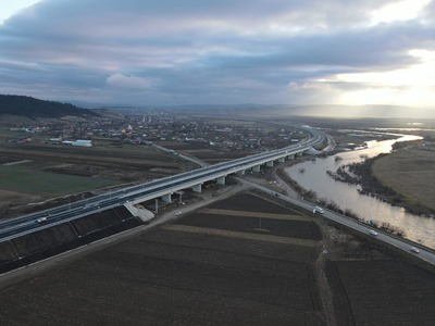 DRDP Braşov: Joi se deschide circulaţia pe încă 15 kilometri ai A3 - Autostrada Transilvania, între Cheţani şi Câmpia Turzii/ După deschidere se va circula în regim de autostradă, fără întrerupere, pe 133 de kilometri din A3, între Nădăşelu şi Târgu Mureş