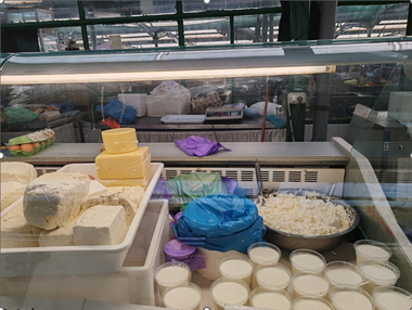 Amenzi de 3,5 milioane de lei, date de ANSVSA după controale la depozite, în pieţe, supermarket-uri şi unităţi de alimentaţie publică/ Au fost confiscate peste 46 de tone de carne, lapte şi produse lactate