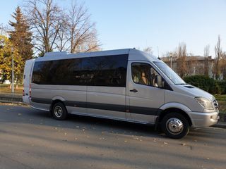 CJ Argeş a scos la licitaţie serviciile de transport public de persoane / Preţul şi vechimea parcului de autobuze au cea mai mare pondere în punctajul luat în calcul pentru atribuirea contractelor
