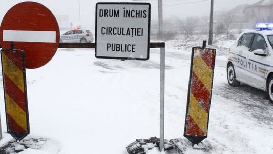 UPDATE - Restricţii de circulaţie instituite pe drumuri din Neamţ, Vrancea, Iaşi şi Vaslui, din cauza vremii / Precizările directorului DRDP Iaşi