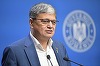 Reprezentanţii transportatorilor şi fermierilor au solicitat reprogramarea întâlnirii, de duminică dimineaţă, cu ministrul Marcel Boloş şi cei de la Ministerul de Finanţe, pentru ora 14.00