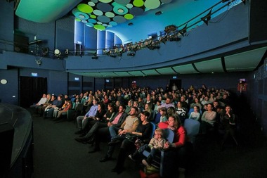 Nicuşor Dan: Mii de copii au „inaugurat” sala nouă a Teatrului Ion Creangă de la redeschidere şi până acum