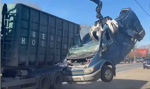 Acţiune a comisarilor Gărzii de Mediu împotriva comerţului ilegal cu deşeuri / În Teleorman au fost confiscate 60 de tone de deşeuri feroase şi neferoase şi au fost date amenzi în valoare de 200.000 de lei - VIDEO
