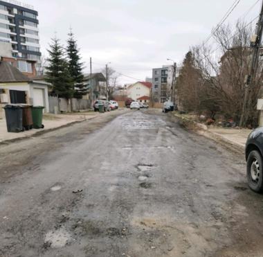 Asociaţie de proprietari din Năvodari, amendată de Garda de Mediu cu 25.000 de lei, pentru că nu a reparat o conductă de refulare a apelor uzate menajere, iar acestea au ajuns pe stradă