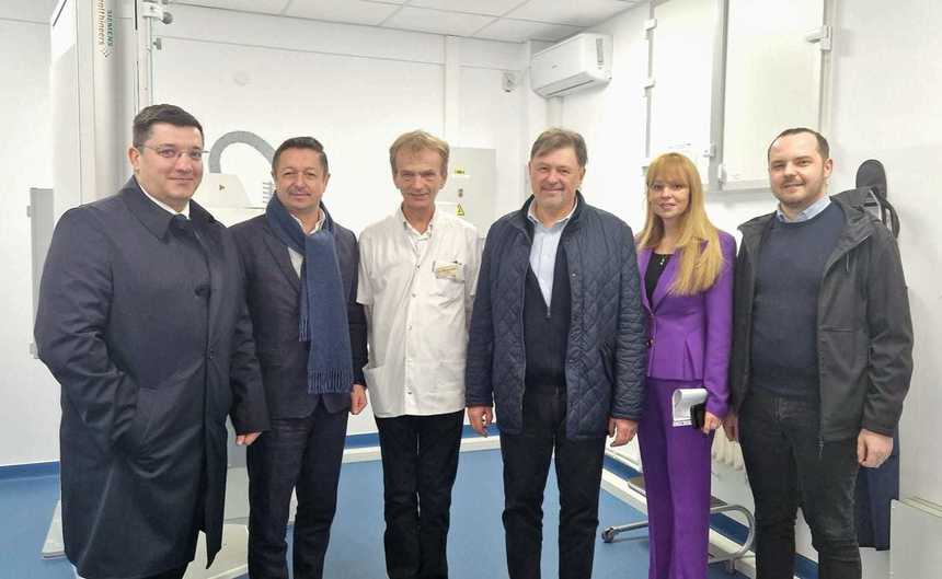 Spitalul Orăşenesc din Victoria beneficiază de 17 milioane de lei din PNRR pentru dezvoltarea şi dotarea ambulatoriului de specialitate şi de 3 milioane de lei de la MS pentru echipamente de radiologie şi CT