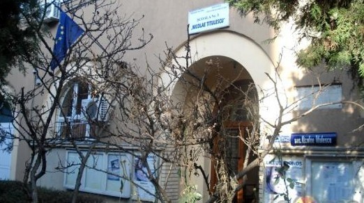 Directoarea Şcolii ”Nicolae Titulescu” din Bucureşti, unde un elev ar fi fost violat de două ori, la toaletă, ar urma să fie demisă - surse
