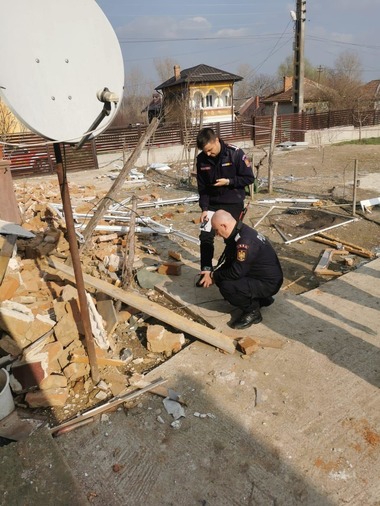 Dolj: Specialişti geologi vor ajunge la Bâzdâna, pentru a propune soluţii în ceea ce priveşte acumulările de metan care se constată la mică adâncime, în sol